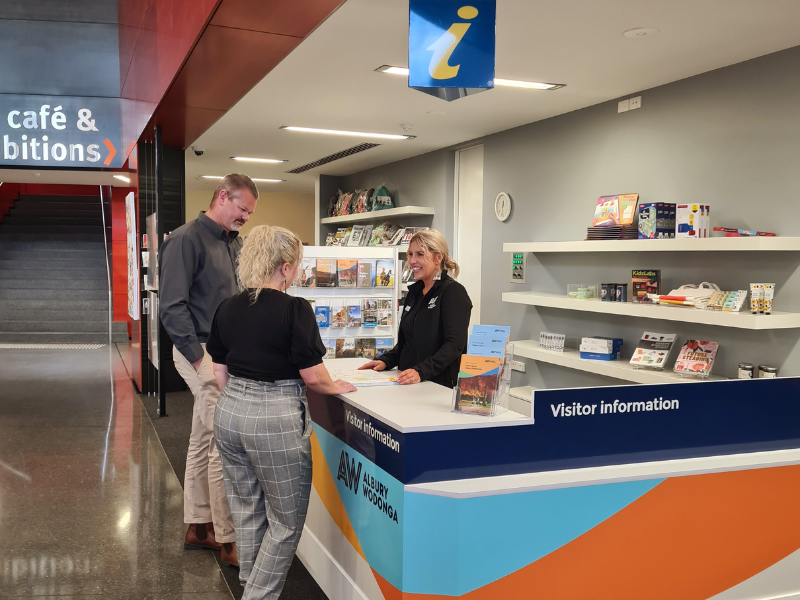 tourist information centre albury