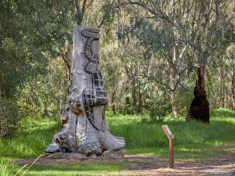 Yindyamarra Sculpture Trail 2022. Artwork- Wiradjuri Woman. Artist- Leonie McIntosh. Photographer- Jeremy Weihrauch. 4310